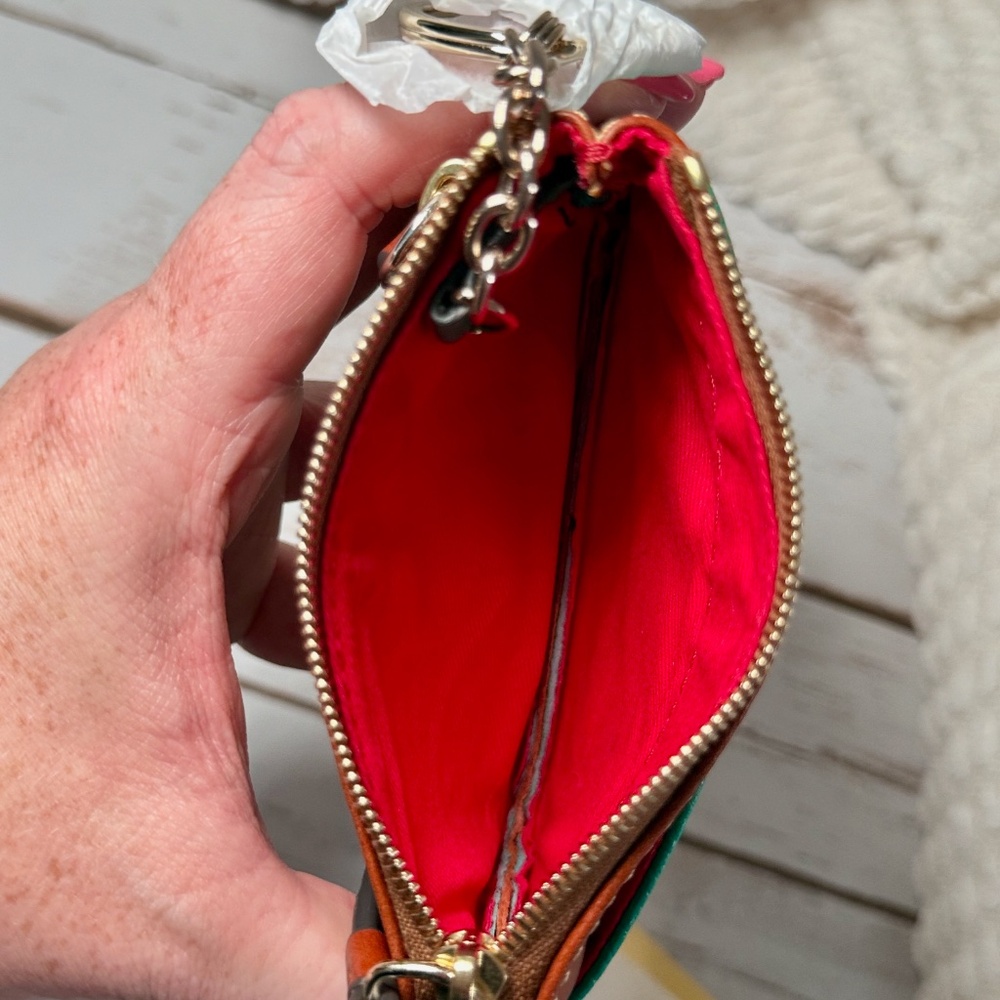 NWT Dooney & Bourke Pebble Grain Small Coin Case - Spearmint 🦄 - Picture 5 of 6